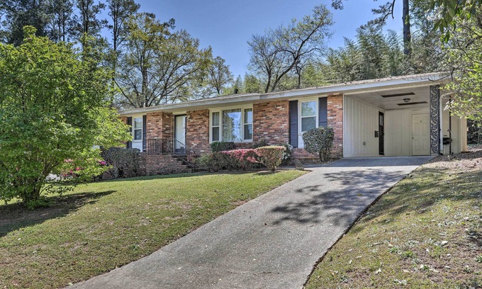 National Hills House | Spacious Retreat ~ 1 Mile to Augusta National!