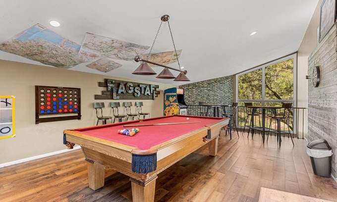 Swiss Manor House | Spacious Retreat! Central AC+ Game Room+Hot Tub+Fire Pit+Wi-Fi