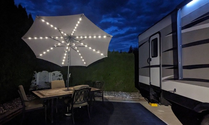 Harrison Mills House | Spacious RV in welcoming Harrison Mills BC-Golf / Fishing / Outdoor activities!