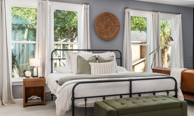 Haile Plantation Cabin | Spacious Studio in Haile Village