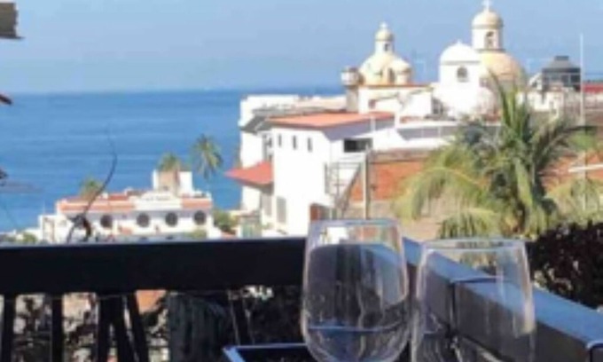 Colonia 5 de Diciembre Apartment | Spacious studio in great local neighborhood