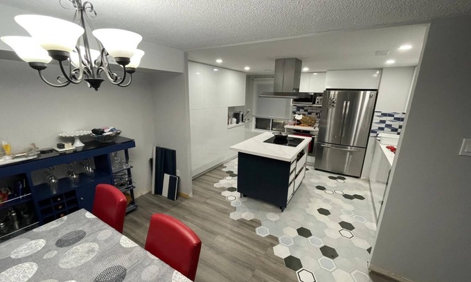 Fairview House | Spacious & Stylish 3-Bedroom Townhouse