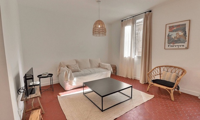 Le Rouet Apartment | Spacious T3 in the heart of Marseille