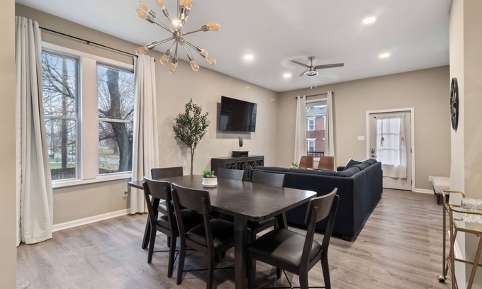 Columbia-Tusculum House | Spacious three bedroom ten min from downtown!