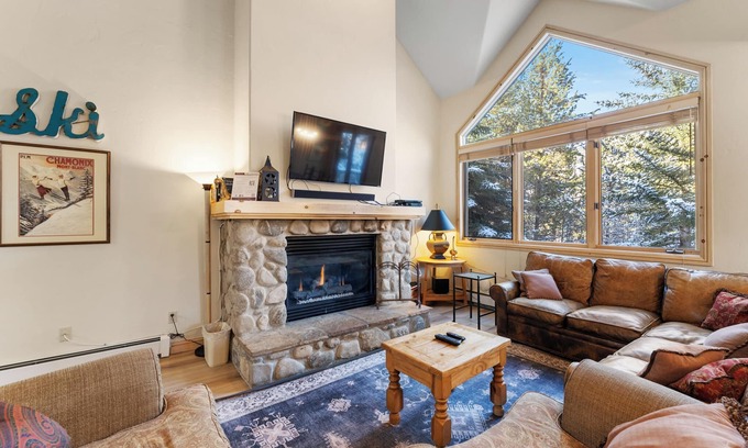 Mountain House House | Spacious Townhome w/Private Hot Tub & Deck, Short Walk to Peru Lift!