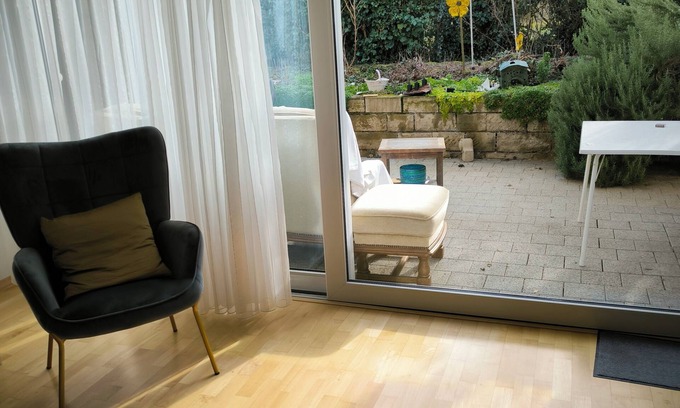 Kirchheim am Neckar Apartment | Spacious vacation apartment with vineyard view and terrace
