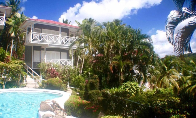 Marigot Bay House | Spacious villa in a small vacation community overlooking beautiful Marigot Baynn
