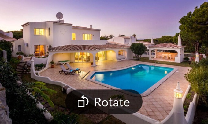 Almancil Villa | Spacious Villa with pool,sleeps 10/12 WiFi& Euro TV