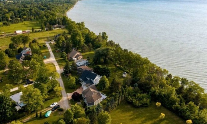 Plympton-Wyoming Cottage | Sparks on the Water- Blue Point Bay