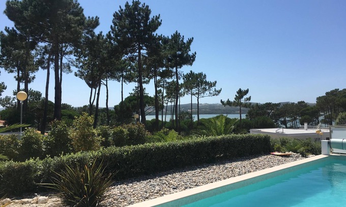 Caldas da Rainha House | Special, luxury family villa on Portugal's glorious Silver Coast