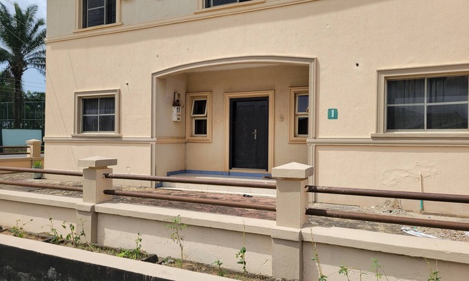 Loburo Apartment | Spectacular 3-bedroom Apartment on Popular Church Grounds.
