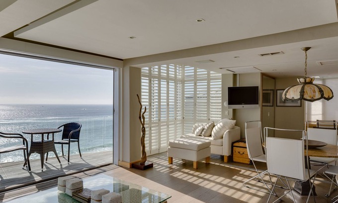 Clifton Apartment | Spectacular Clifton Beachfront