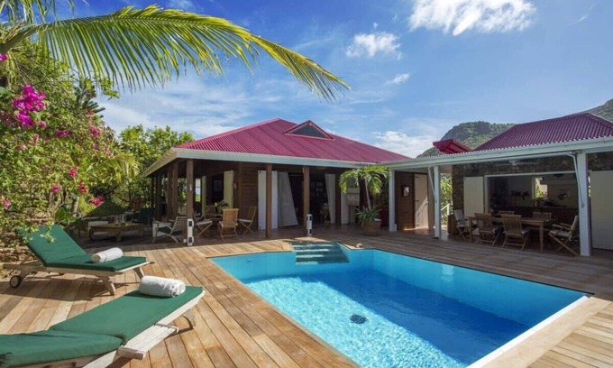 Grand Fond Villa | Spectacular Impressive Villa with Aesthetic Design
