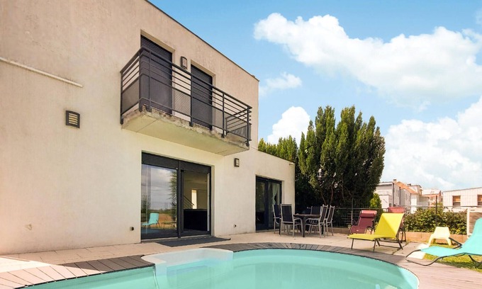 Lingolsheim House | Spend a wonderful vacation with the family in this vacation home with pool.
