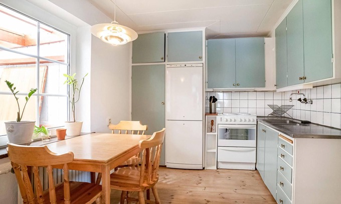 Klagstorp House | Spend beautiful vacations in this inviting cottage near the coast