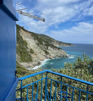 Xanthi Region House | Spilia House Skopelos