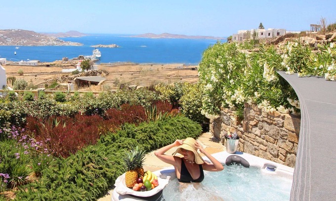 Tourlos Villa | Splendid Mykonos Villa | Villa Ravenclaw | 4 Bedrooms | Breathtaking Sea Views.