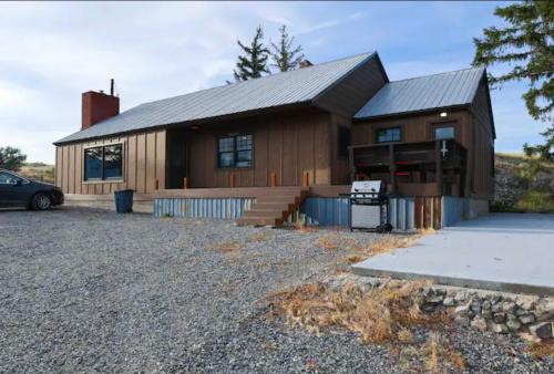 Melrose Hotel | Sportsman Lodge Melrose MT