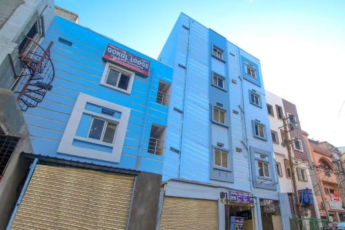 Secunderabad Hotel | SPOT ON 81775 MOHIT GOKUL LODGE NEW LUXURY ROOM'S NEAR SECUNDERABAD RAILWAY STATION