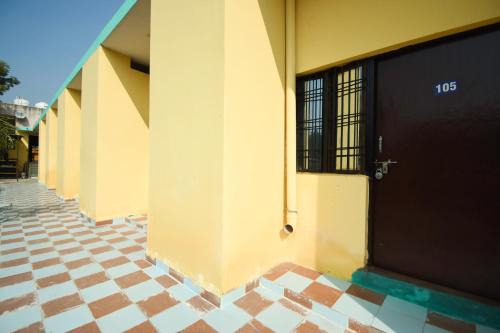 Roorkee Hotel | SPOT ON Saini Guest House