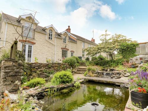 Llangeler House | Spring Cottage