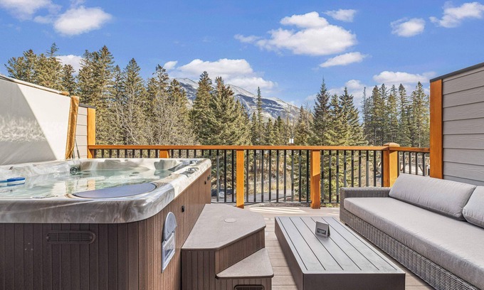 Canmore Villa | Spring Creek Vacations 4 BR Villa 32