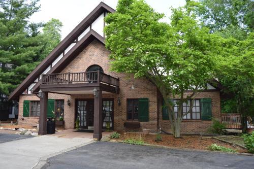 Porter Hotel | Spring House Inn
