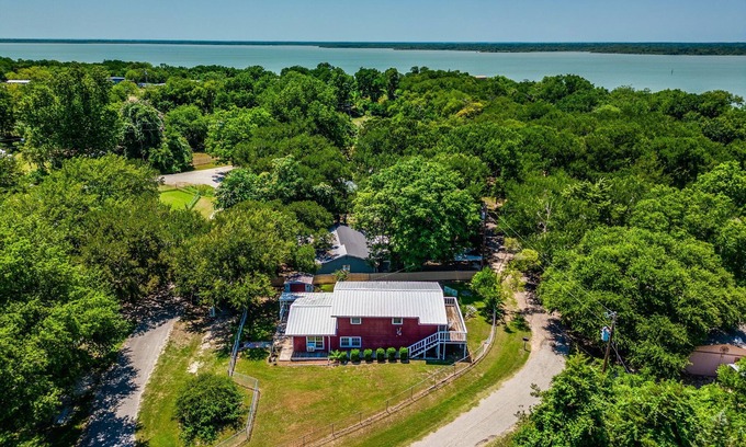 Dawson House | Springhill Lakehouse at Navarro Mills Lake