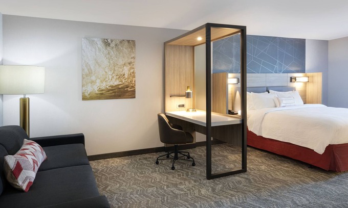 Hampton Hotel | SpringHill Suites by Marriott Hampton Portsmouth