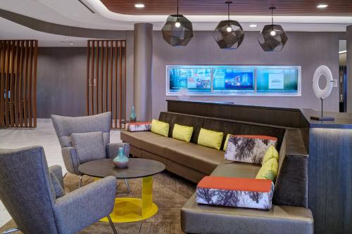 Wixom Hotel | SpringHill Suites by Marriott Wixom Novi