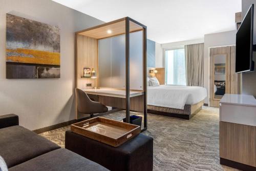 Charlotte Hotel | SpringHill Suites Charlotte Southwest