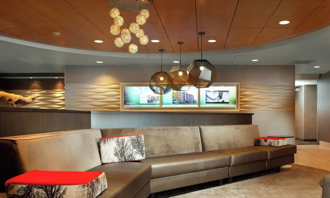 Forest Park Hotel | SpringHill Suites Cincinnati North/Forest Park