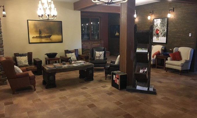 108 Mile Ranch Cabin | Spruce Hill Resort & Spa