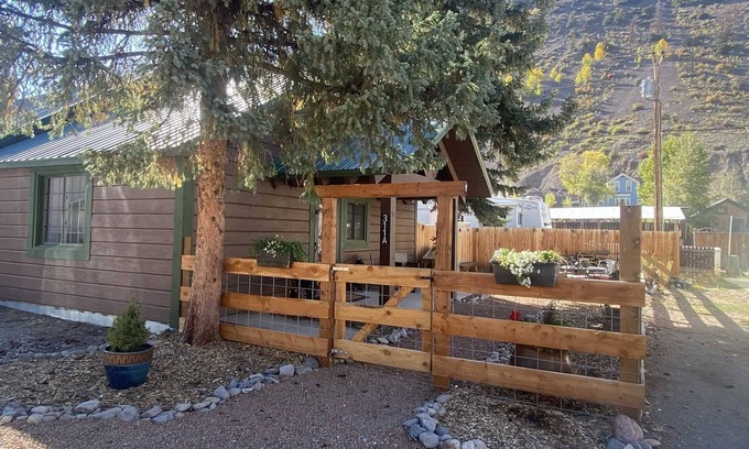 Lake City Cabin | Spruce Lodge - Newly Remodeled - Great Downtown Location!