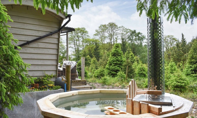 Wilmslow Cottage | Spruce Shepherd's Hut