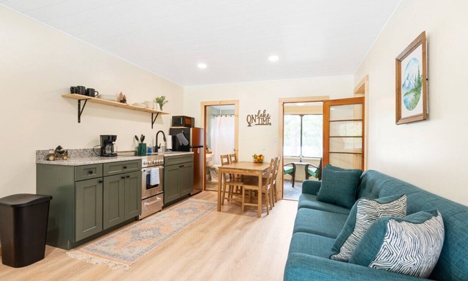 Holderness House | Squam waterfront 2 bed 2 bath (Suite 8)