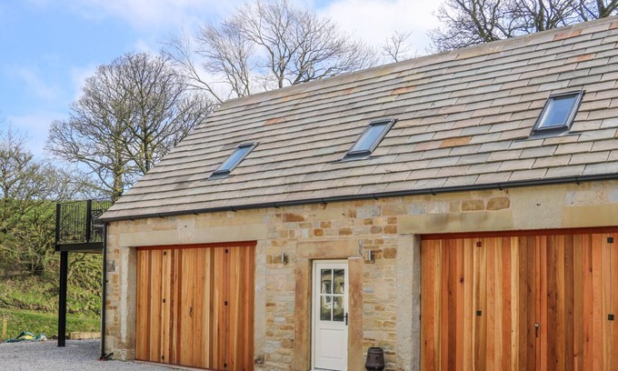 Colne Cottage | SQUIRRELS LEAP, family friendly in Trawden
