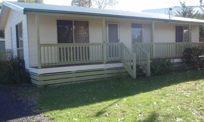 Ventnor House | St Andrews Cottage - Holiday House