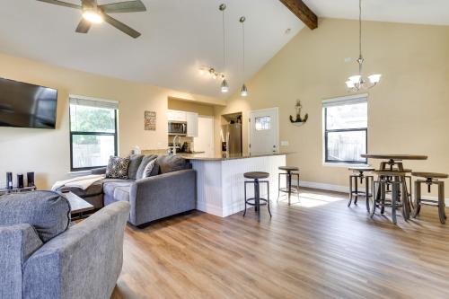 St. Cloud House | St Cloud Vacation Rental - Walk to Lakefront Park!