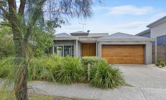 Torquay House | St Georges Sands Oasis 10