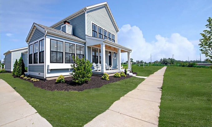 Benton Harbor House | St. Joseph Luxury Waterfront Home for Ten Guests