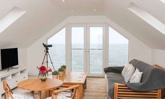 Dawlish Cottage | St Julien