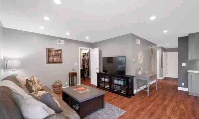 St. Louis Condo | ST LOUIS 2 Bedroom 2 Bathroom Apartment USA