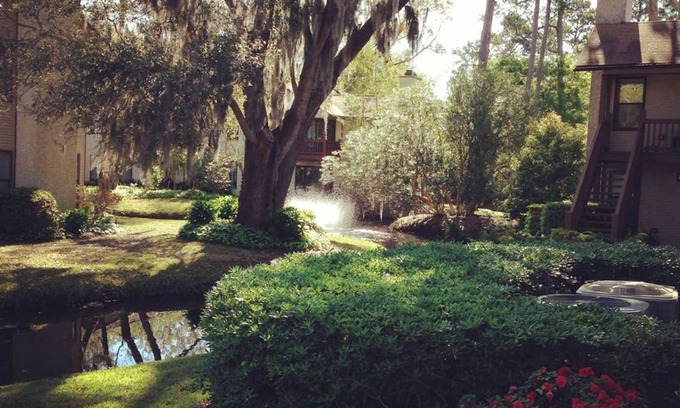 Saint Simons Island Condo | St Simons Island, 2 bedroom, 2 bath condo, short walk to village and beaches.