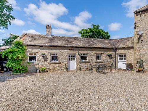 West Burton House | Stable Cottage - E5118
