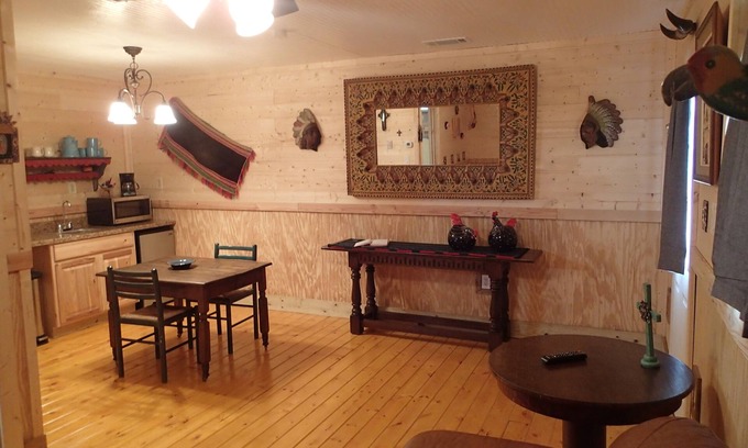 Fayetteville Cabin | Stagecoach Cabins