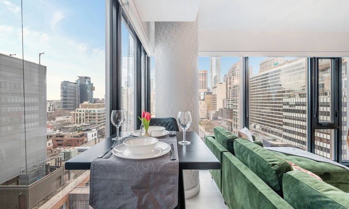 Bloor-Yorkville Apartment | Stallion Suites Yorkville