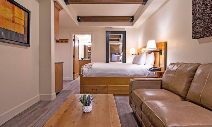 Kimball Junction House | Standard Room