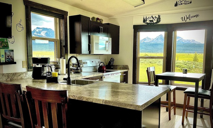 Stanley House | Stanley/Sawtooth Scenic Sweet Retreat
