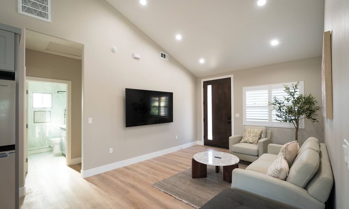 Hermosa Village House | Stanton Haven: Stylish and Cozy Home